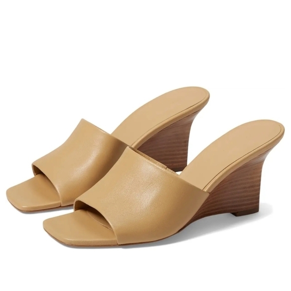 New! Vince Pia Leather Square Toe Stacked Wedge Heel Sandals in Blonde - Picture 1 of 10